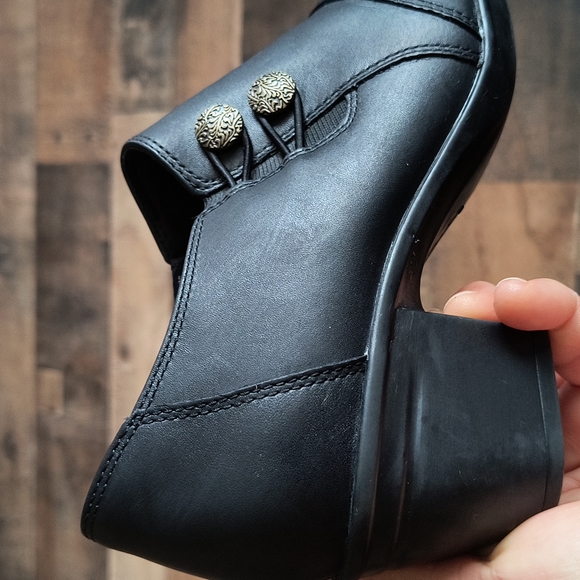 Clarks Ultimate Comfort Black Leather Zip Booties Sz 6 Women 36 EU - Picture 2 of 16